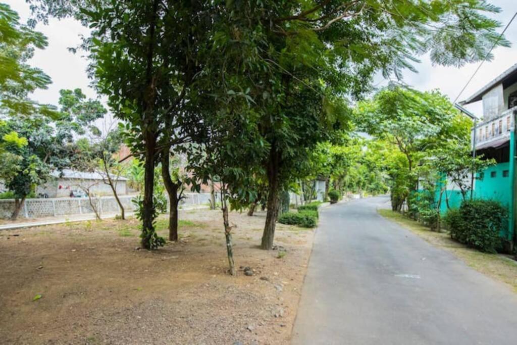 Villa Amalura I Yogyakarta Exterior photo