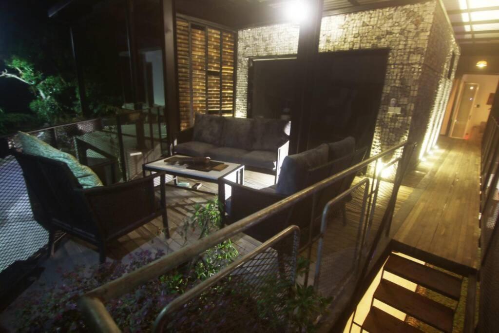 Villa Amalura I Yogyakarta Exterior photo